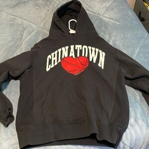Chinatown Market Hoodie. (LARGE)